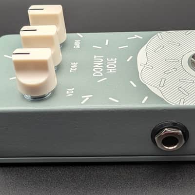 Coffee Shop Pedals Donut Hole blues breaker style overdrive image 4