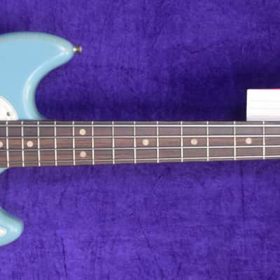 Fender Mustang Justin Meldal-Johnsen (JMJ) Short Scale, Daphne Blue with Rosewood image 2