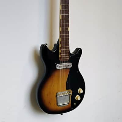 Teisco E100 - 1960s - Japan - Tobacco Sunburst image 3
