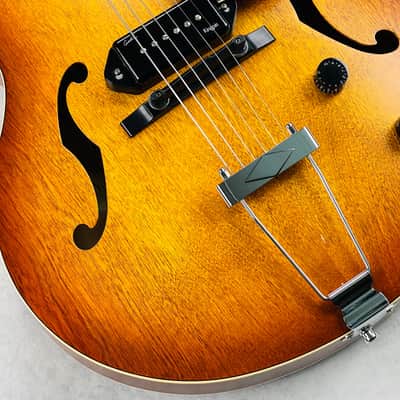 Godin 5th Avenue CW Kingpin II Hollow Body Guitar 2010s - Cognac Burst image 4
