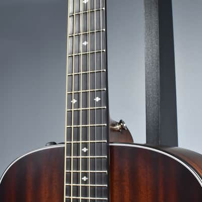 Taylor 326e Baritone-8 LTD Tasmanian Blackwood 2016 - Shaded Edgeburst image 3