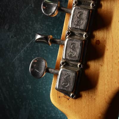 Fender Jaguar Left Handed Sunburst 1963 image 16