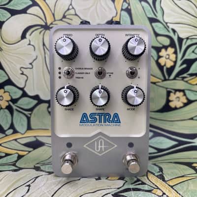 Universal Audio Astra Modulation Machine - Used image 2