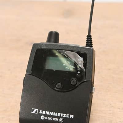 Sennheiser ew 300 IEM G3 Wireless In-Ear Monitoring System - 516-558 MHz CG015AD image 10