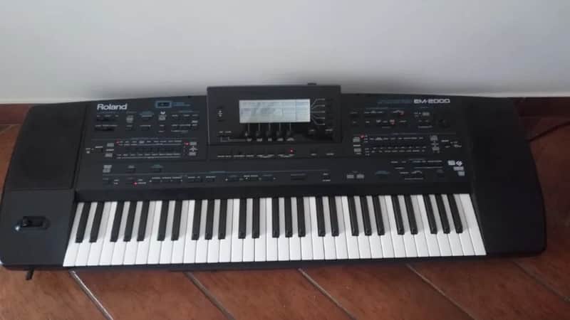 Roland EM-2000 Bild 1