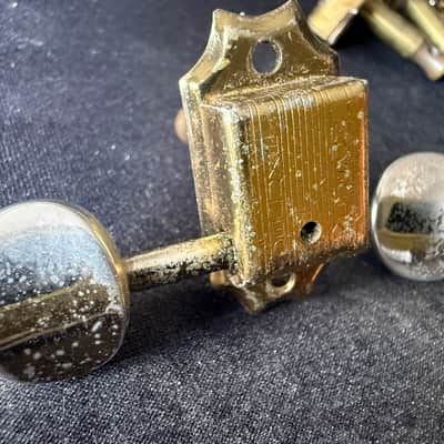 (6) Vintage Kluson "Deluxe" "double-row" tuners,  gold-plated round buttons, circa 1964, image 3
