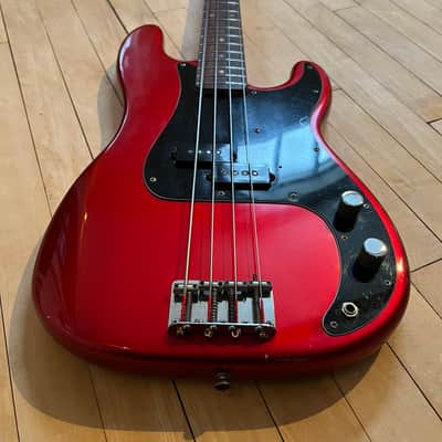 1972 Fender Precision Bass with Rosewood Fretboard Candy Apple Red image 4