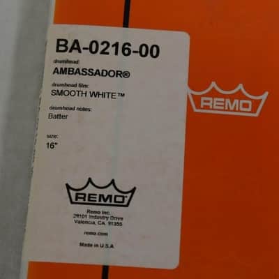 Remo Ambassador Smooth White Drum Head 16" image 2