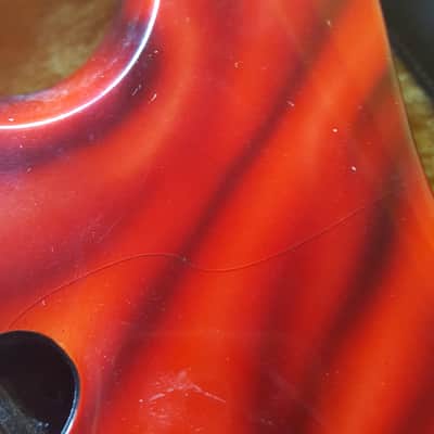 Hamer Californian Elite Custom Shop Left Hand 1989 graphic wrinkled red satin image 8