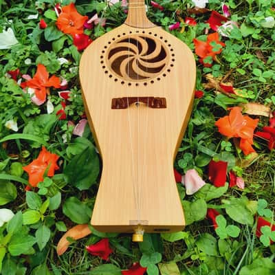 Georgian folk music instrument Panduri | String instrument Panduri | ფანდური | Fanduri image 2