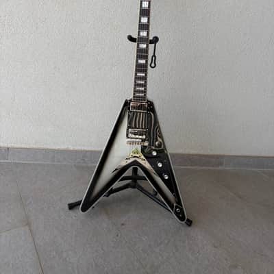 Epiphone Brent Hinds Signature Flying V Custom 2016 - 2019 - Silver Burst image 2
