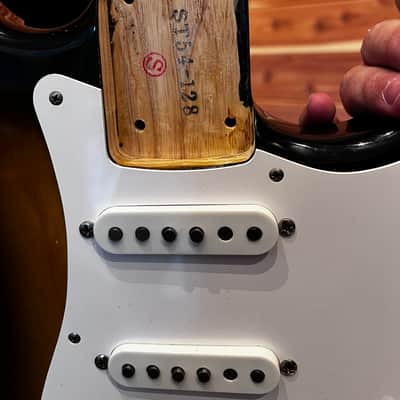 Fender MIJ ST54-128 “Extrad” image 7