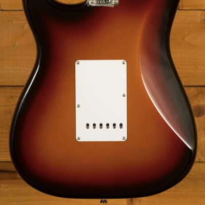 Fender Vintera III Late '60s Stratocaster - Rosewood - 3-Colour Sunburst image 2