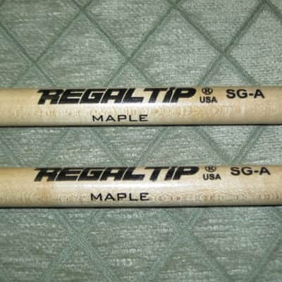 one pair (new old stock) near A+ condition Regal Tip SG-A sticks: maple wood / natural stain finish (with paper sleeve packaging) from 2000s / 2010s image 2
