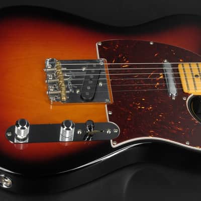 Fender American Professional II Telecaster 2021 3-Tone Sunburst image 2