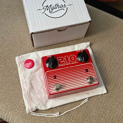 Mythos Pedals 210 Double Drive Deluxe Overdrive Pedal w/ Original Box image 5