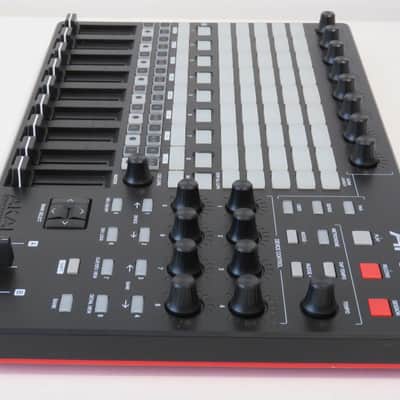 Akai APC40 MKII Ableton Live Performance Controller – Boxed image 3