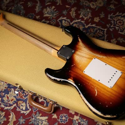 Fender USA Custom Shop 54' Stratocaster Heavy Relic Two Colour Sunburst image 19