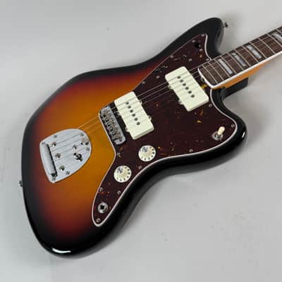 2024 Fender American Vintage ii '66 Reissue Jazzmaster Sunburst image 11