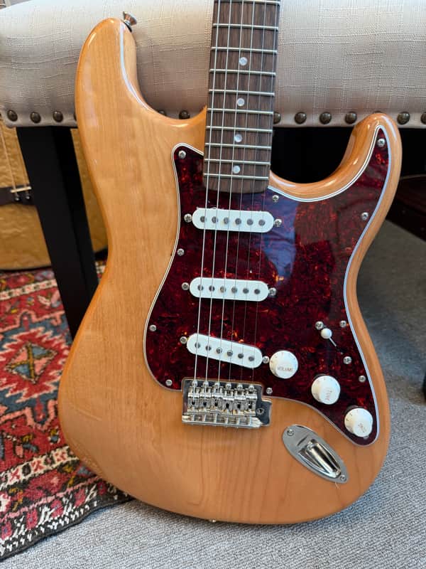 Squier Classic Vibe '70s Stratocaster with Laurel Fretboard