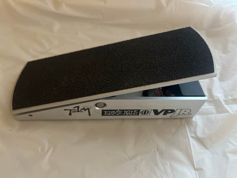 Ernie Ball P0-6180 VP JR. 250K Passive Volume Pedal 2010s - Silver image 1