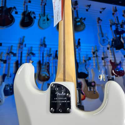Fender American Professional II Stratocaster Left-handed - Olympic White with Maple Fingerboard! Get Plek'd Free! 602 image 10
