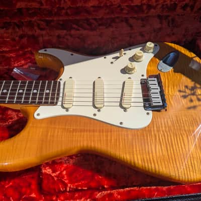 Fender STR-1150 LSM Stratocaster Solid Flame Maple Body 90s Lace Sensor Made in Japan image 7