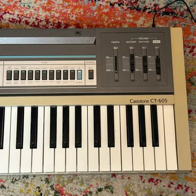 Casio CT-605 Keyboard Piano 61-Key Synthesizer image 4