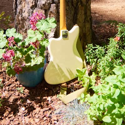 Fender Vintera '60s Jazzmaster with Pau Ferro Fretboard 2021 - Olympic White image 2
