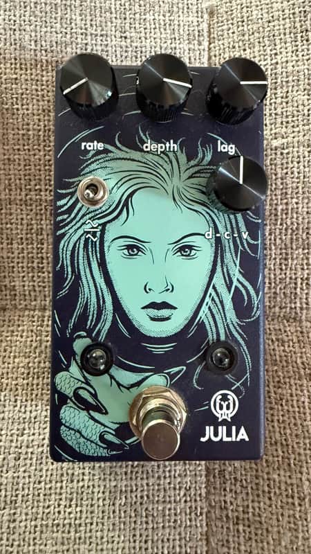 Walrus Audio Julia Chorus / Vibrato V2 2019 - Present - Purple image 1