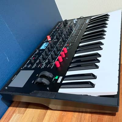 Korg Modwave 37-Key Wavetable Synthesizer - Black image 5