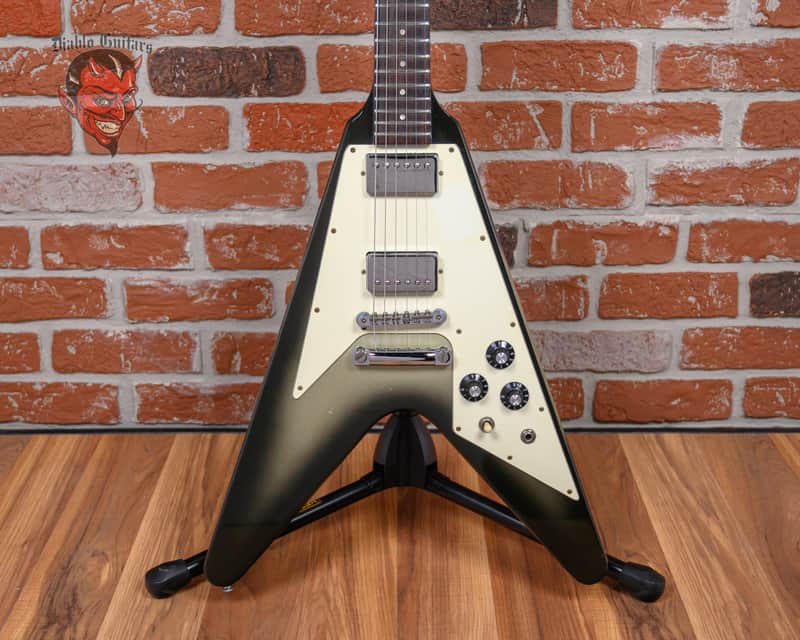 Gibson Flying V Silverburst 1981 w/OHSC