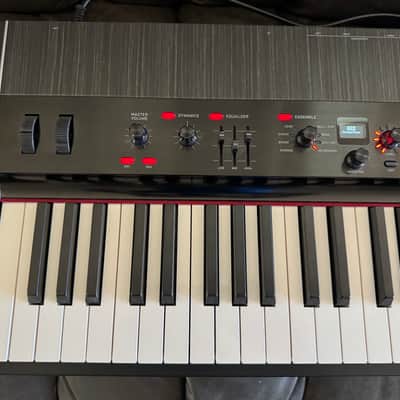 Korg Grandstage 73 2022