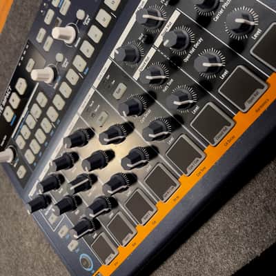 Arturia DrumBrute Impact  - Black - New Knobs