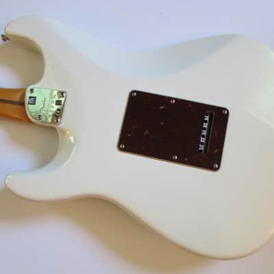 2022 Fender American Ultra Stratocaster Arctic Pearl Metallic w/OHSC & Tags NM/M image 6