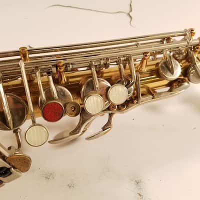 Reynolds Alto Saxophone, USA, Lacquered Brass, very good condition, complete with case/neck/MP. image 14
