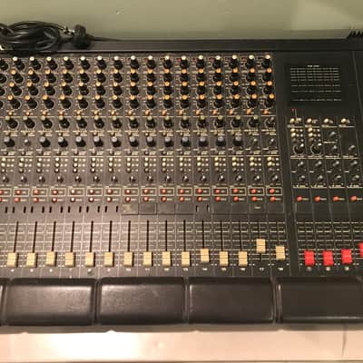 Panasonic RAMSA WR-8118 18-channel Mixing Console | Reverb