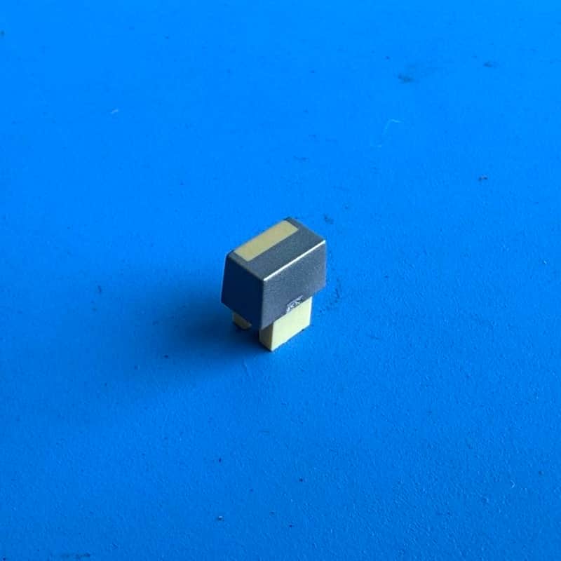 YAMAHA PSR-40 Keyboard Replacement Part: Push Button Cover Cap GRAY/BEIGE [2PCS] image 1
