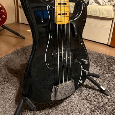 Squier Classic Vibe '70s Precision Bass 2015 - Present - Black image 4
