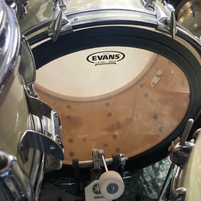 Slingerland – 1960s Vintage Radio King 4-Piece Set 22", 16", 13", with Matching 5x14" Artist Model Snare Drum  – White Marine Pearl image 16