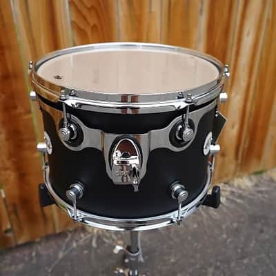 DW / Design Series Rare 13''  Black Satin 9" x 13" Pure Maple Shell Tom With STM Mount image 2