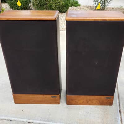 Advent Advent Legacy II Floor Speakers 80s image 1