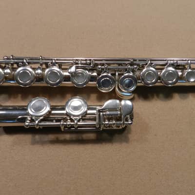 Armstrong 104 Student Flute image 2
