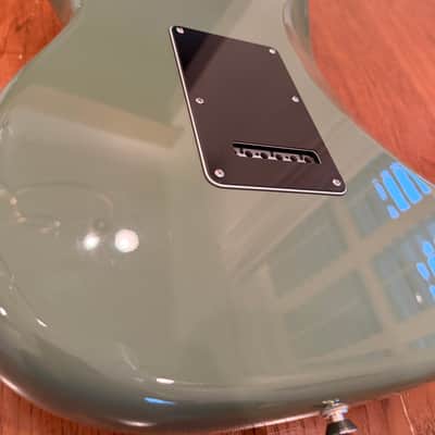 Fender American Professional Stratocaster image 15