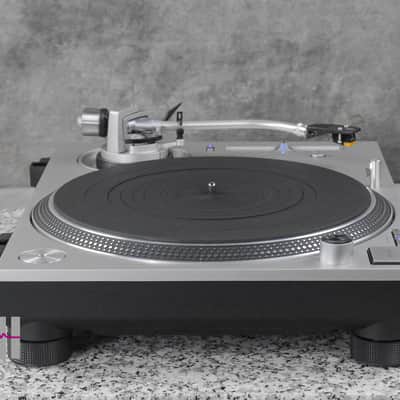 Technics SL-1200GR Direct Drive Turntable in Excellent Condition image 13