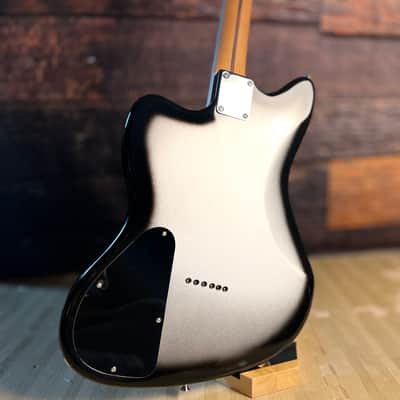 Tone Bakery Jazzbird M with Warmoth Roasted Maple Neck and Gotoh Hardware- Silverburst image 7