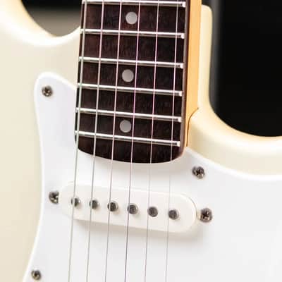 Squier 1995 Standard Stratocaster with Rosewood Fretboard Made in Korea, Olympic White - Used image 13