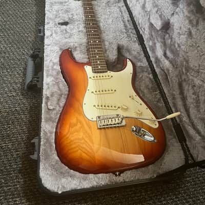 fraser tobacco burst 54' That Friday Feeling Left-handed HSS 60s Vintage Master CSS Tobacco Burst HSS Medium