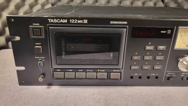 TASCAM 122 MKIII Stereo Rackmount Professionnal 4trk Cassette Tape Recorder image 1