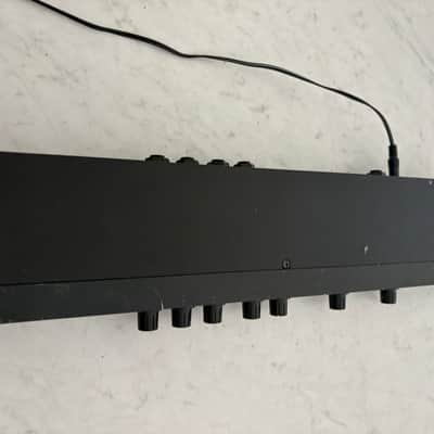 Alesis MicroVerb III 16-Bit Digital Reverb and Delay 1991 - 1996 - Black image 5